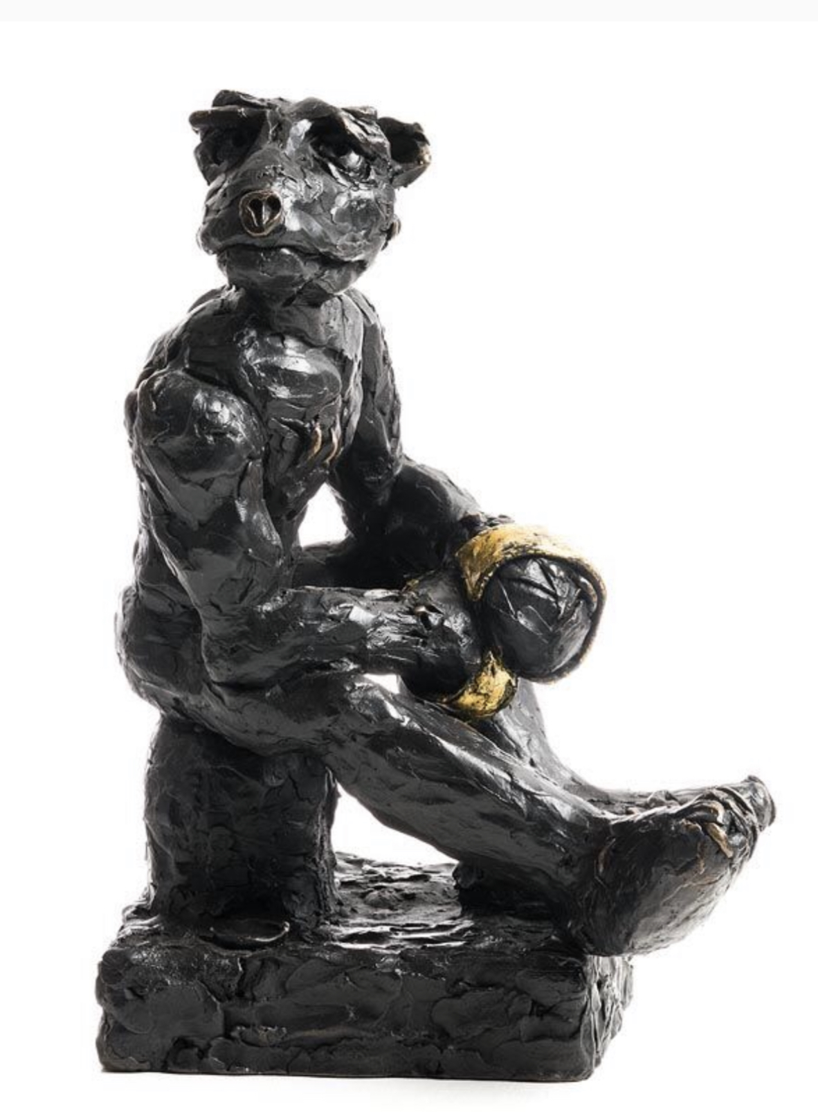 PATRICK O'REILLY Resting Boxer, 2017 Bronze, 24 carat gold leaf 40 x 28 x 25 cm 15 3/4 x 11 x 9 7/8 inches